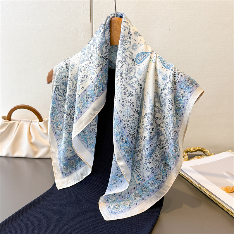 Face Scarf Mask - Dünner Satin-Schal für Damen im Vintage-Stil